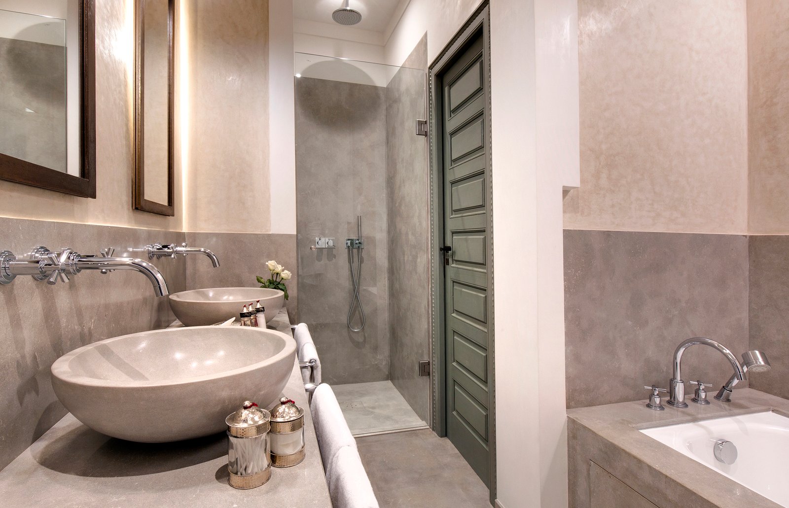 _Ch2 Suite Abla 69A9921