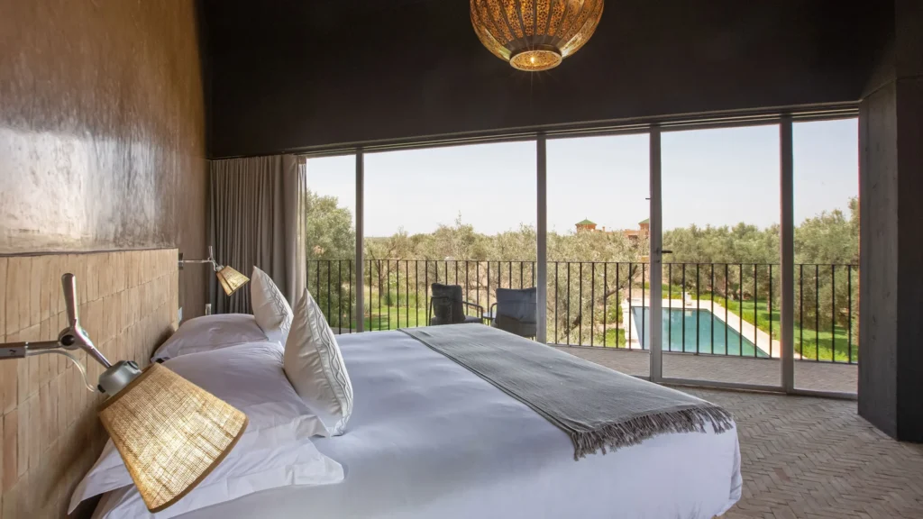 M-bedroom-view-swimming-pool